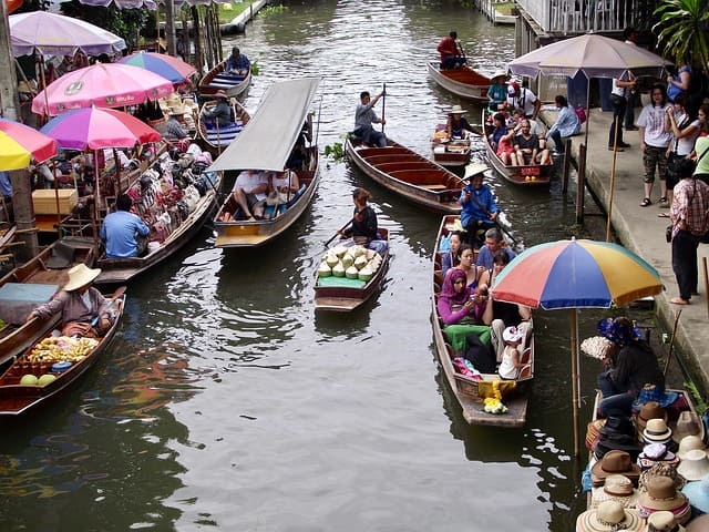 タイ在住経験から得た チップを渡すべき5つ場面と正しい相場価格